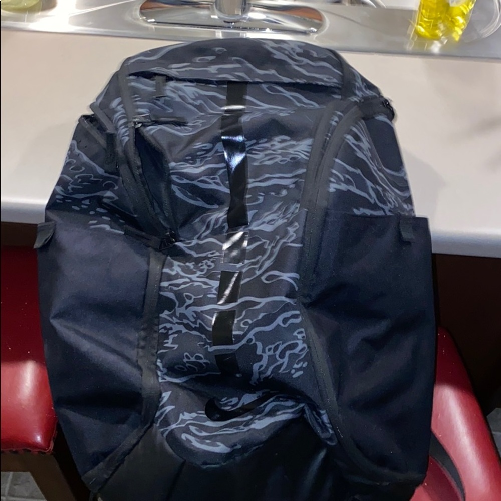 Nike pro back pack
